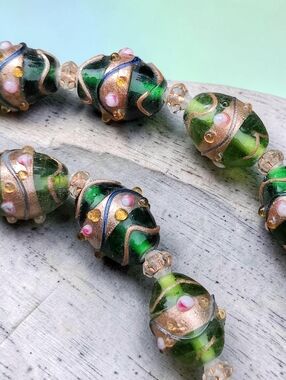 Vintage Jeweled Venetian Murano Wedding Cake Glass Beaded Necklace